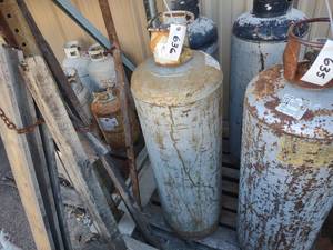 lot 636 image: 100 lb. LP Gas Tank...