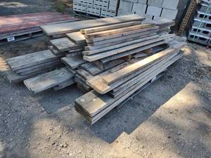 lot 642 image: Assorted Lumber...