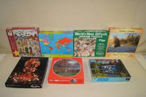 lot 147 image: Jigsaw Puzzles - Vintage, Round, Difficult