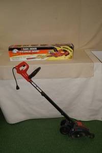 lot 136 image: Black & Decker Electric Edger and Hedger