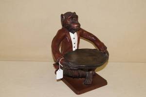 lot 115 image: Monkey Butler Candy Serving Tray