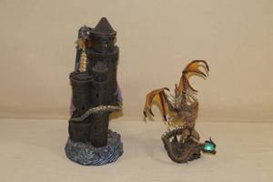lot 116 image: 2 Dragon Collector Pieces