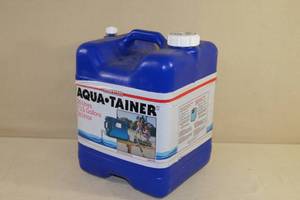 lot 65 image: Reliance 7 Gallon Water Jug