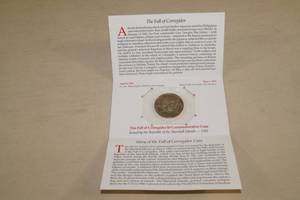 lot 40 image: Marshall Islands Fall of Corregidor Commemorative Coin