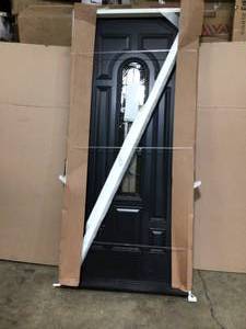 Masonite 36 in. x 80 in. Providence Center Arch Jet Black Left Hand Inswing Painted Steel Prehung Front Door with Brickmold see pictures