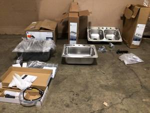 Lot of assorted Glacier Bay Kitchen sinks various models not used see pictures