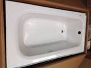 American Std Cambridge 60 in. Left Drain Rectangular Apron Front Bathtub in White customer return see pictures