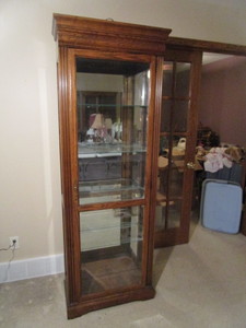 Display Cabinet 28x13x78