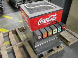 lot 2 image: Lancer Counter Drink Dispenser