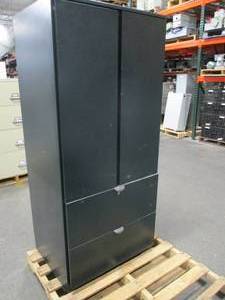 lot 43 image: Steelcase Storage Cabinet