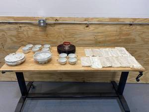 lot 52 image: Lot of Dinnerware Items