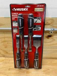 lot 113 image: HUSKY Wood Chisel Set (5-Piece)