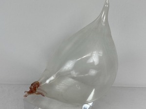 lot 12 image: Ren Burri (Switzerland) Hand Blown Chicken Figurine
