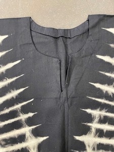 lot 57 image: Kaftan Tie Dyed Wearable Art from Kenya