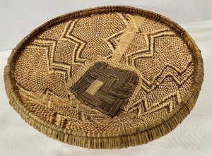 lot 56 image: 3 Baskets and a Handwoven Mat