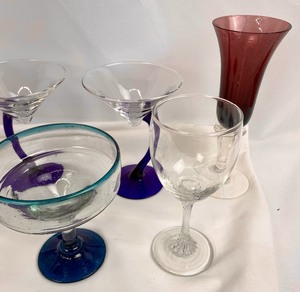 lot 70 image: Glassware Variety