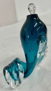 lot 98 image: Gorgeous Blue Fish Motif Glass Perfume Bottle