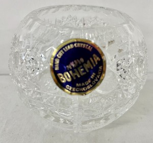 lot 115 image: Bohemia Hand Cut Lead Crystal Small Vase from the Czech Republic