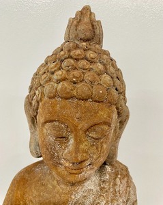 lot 110 image: Amazing Vintage Statue of Buddha
