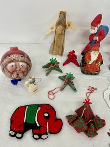 lot 109 image: Holiday Decor and Ornaments 2