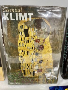 lot 127 image: Hardcover and Paperback Art Coffee Table Books- Klimt, Chagall, Nomachi & More