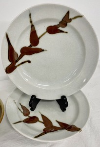 lot 128 image: Beautiful White & Brown Glazed Pottery Dishes
