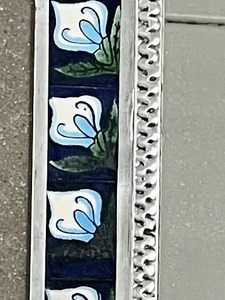 lot 141 image: Gorgeous Silver & Decorative Tile w Floral Motif Framed Mirror