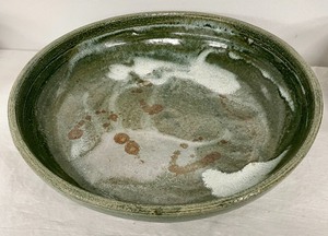 lot 146 image: 5 Pieces of Glazed Studio Pottery Signed mg