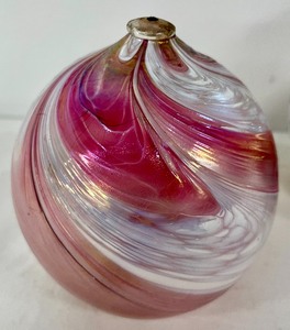 lot 158 image: Art Glass Variety Lot