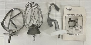 lot 185 image: Fun Vintage General Mixer and a Hamilton Beach Hand Blender