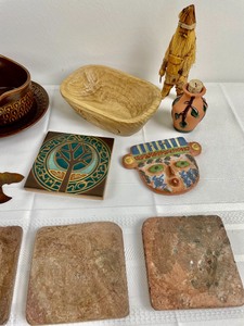 lot 192 image: Home DecorCollectibles and More