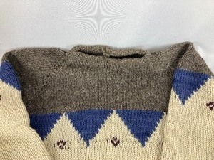 lot 176 image: Vintage Hand Made 100% Wool Crew Neck Sweater