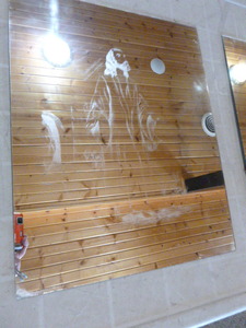 lot 36 image: Our Lord Jesus Christ Etched Mirror