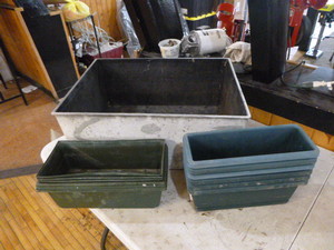 lot 74 image: 13 Planters