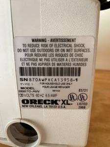 lot 135 image: Oreck XL Vacuum