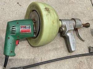 lot 146 image: 3 Plumbing Snake Tools Including A Skil PAP2 Electric Power Unit