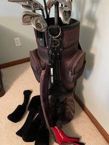 lot 155 image: K Knight Golf Bag And Tour Edge Golf Clubs