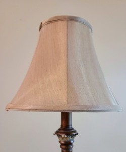 lot 41 image: Decorative Table Lamp