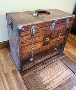 lot 99 image: Antique Wood Tool Box