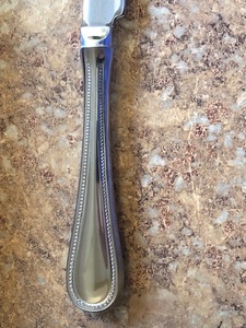 lot 60 image: Two Sets of Steak Knives