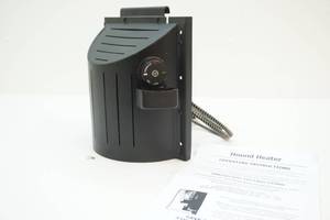 Dog house heater