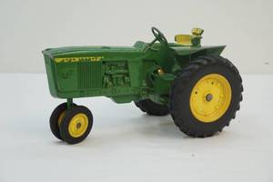 Ertl John Deere die cast collectible