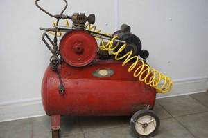 Air compressor