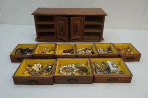 Jewelry box, jewelry
