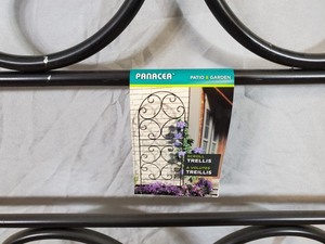 New Panacea Scroll Trellis
