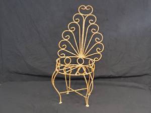 New Recycled Metal Garden Art Chair Planter  Plant Stand  Trellis