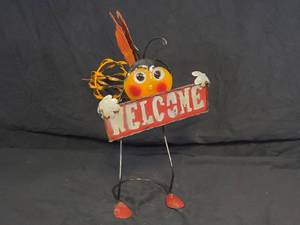 New Recycled Metal Garden Art Welcome Bee