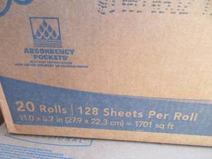lot 7 image: Scott Paper Towels