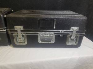 lot 7 image: Professional Grade Platt Rolling Hard Cases E