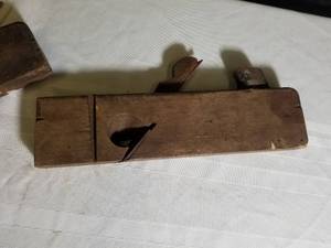 lot 22 image: Antique Bevel Plane Collection RARE B
